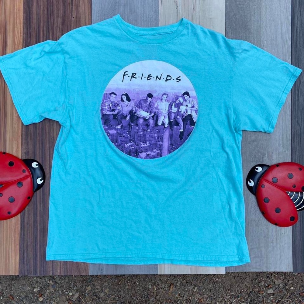 Friends Tee